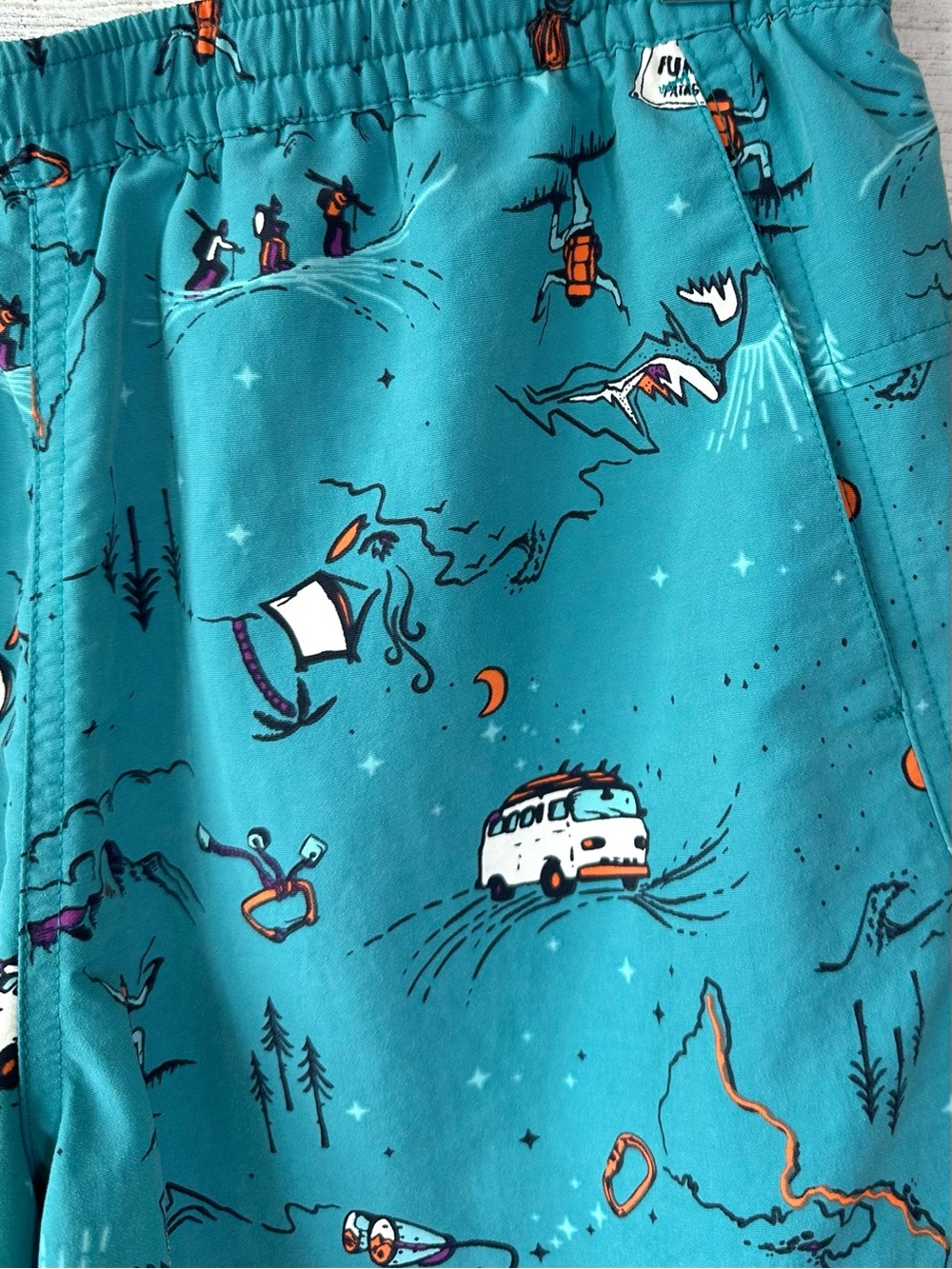 PATAGONIA Women’s Baggies Shorts 5” Mountain Climbing Road Trip Surf Novelty M - Picture 3 of 12